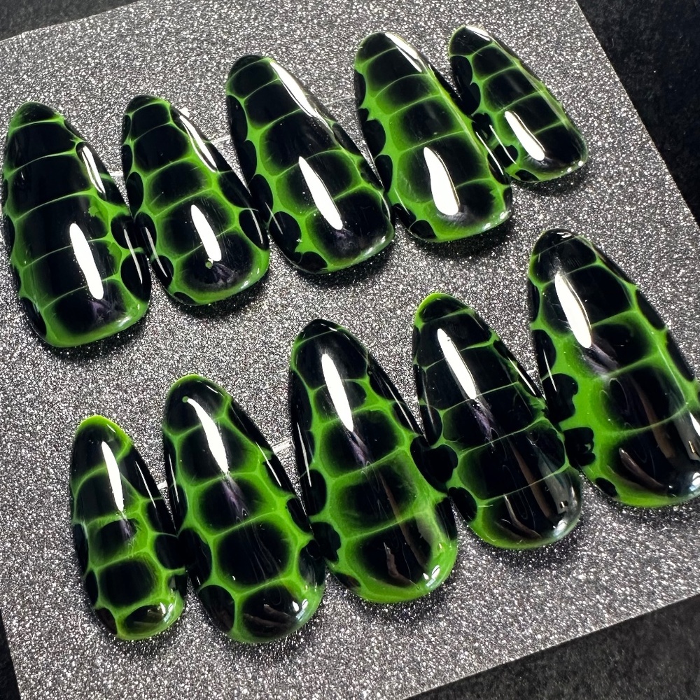 medium almond green and black crocodile handmade press on nails